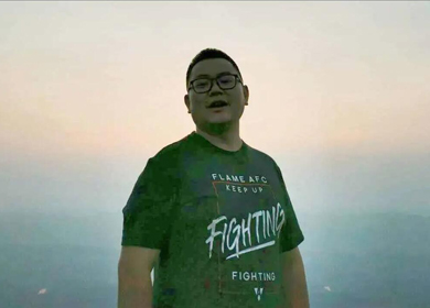 既是消费者，更是见证者